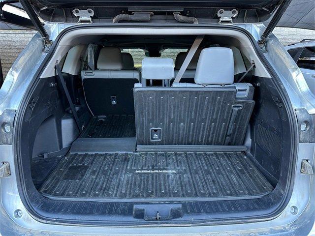 used 2022 Toyota Highlander car, priced at $37,700