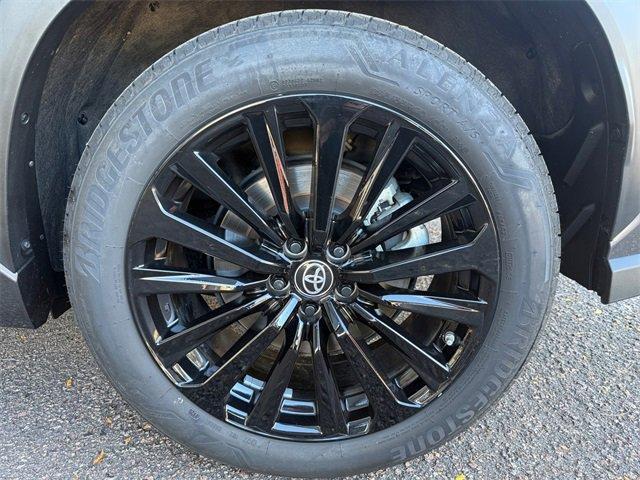 used 2023 Toyota Highlander car, priced at $39,200