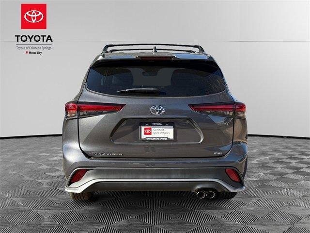 used 2023 Toyota Highlander car, priced at $39,200