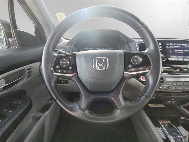 used 2020 Honda Pilot car, priced at $27,000