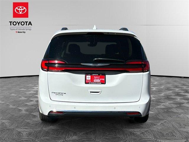 used 2021 Chrysler Pacifica car, priced at $18,500