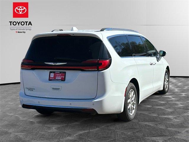 used 2021 Chrysler Pacifica car, priced at $18,500