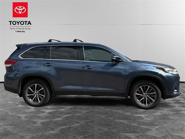 used 2019 Toyota Highlander car, priced at $28,900