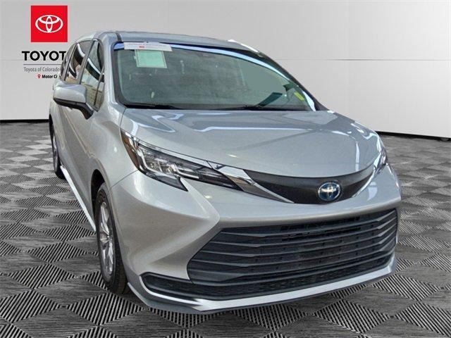 used 2022 Toyota Sienna car, priced at $33,000