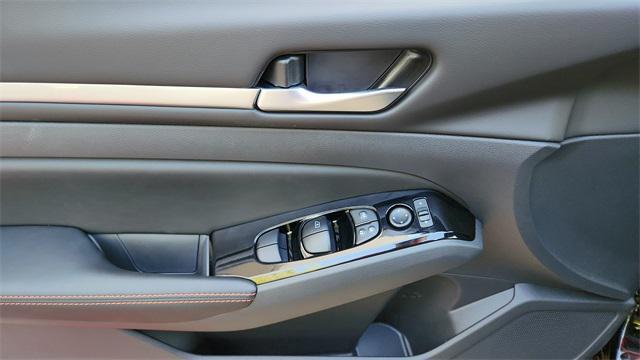 new 2025 Nissan Altima car, priced at $29,092