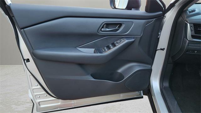 new 2025 Nissan Rogue car, priced at $29,742