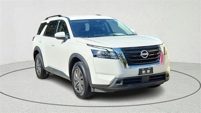 used 2025 Nissan Pathfinder car, priced at $33,856