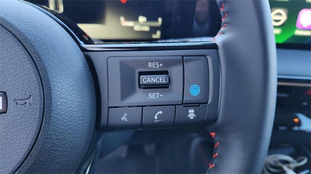 new 2025 Nissan Kicks car, priced at $28,984