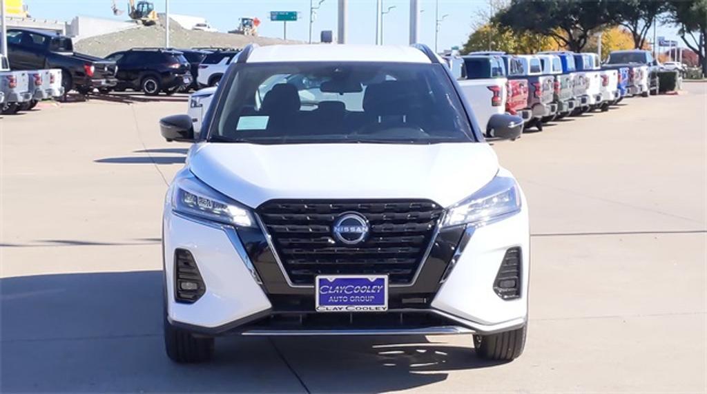 new 2024 Nissan Kicks car, priced at $21,227