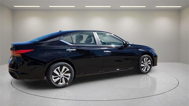 new 2025 Nissan Altima car, priced at $25,336