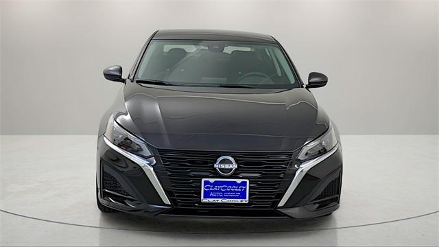 new 2025 Nissan Altima car, priced at $25,922