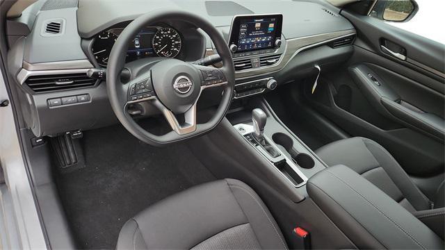 new 2025 Nissan Altima car, priced at $24,738