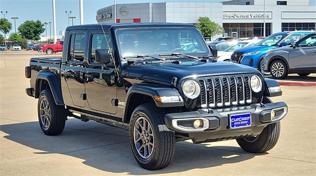 used 2023 Jeep Gladiator car, priced at $35,994