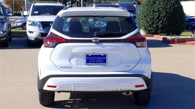 new 2024 Nissan Kicks car, priced at $22,222