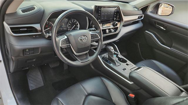 used 2022 Toyota Highlander car, priced at $32,941