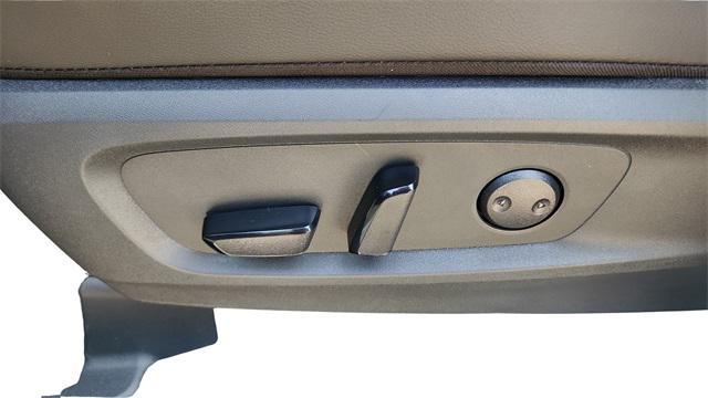 new 2025 Nissan Pathfinder car, priced at $43,728