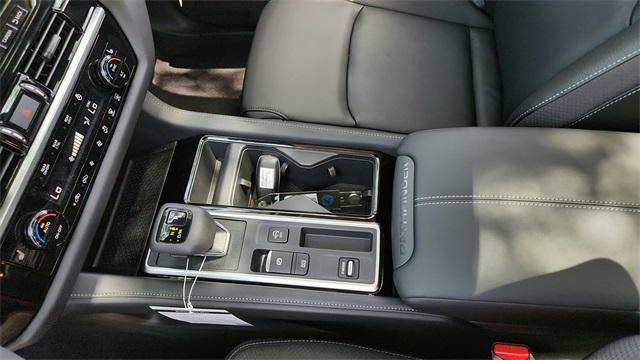 new 2025 Nissan Pathfinder car, priced at $43,728