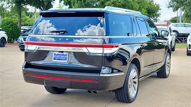 used 2022 Lincoln Navigator car, priced at $50,979