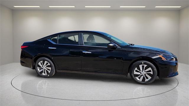 new 2025 Nissan Altima car, priced at $25,336