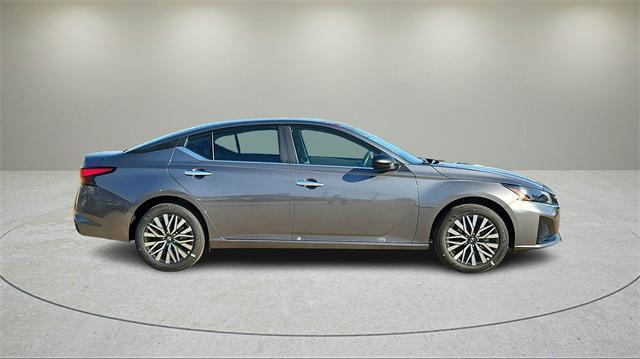 new 2025 Nissan Altima car, priced at $28,752