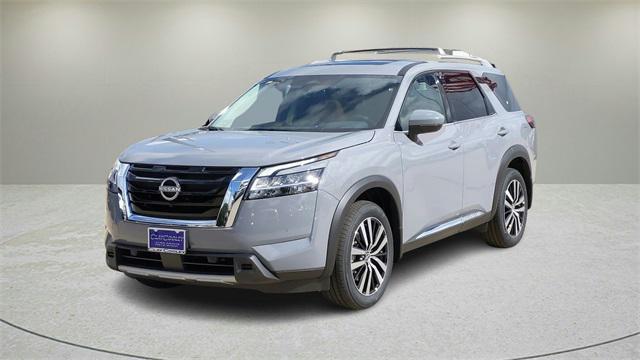 new 2024 Nissan Pathfinder car, priced at $43,594