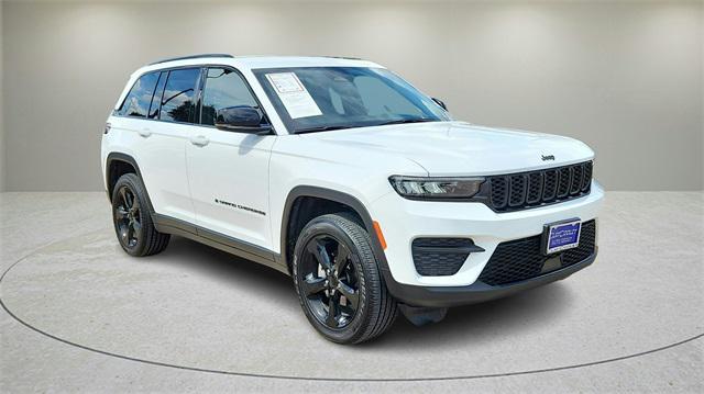 used 2023 Jeep Grand Cherokee car, priced at $32,044