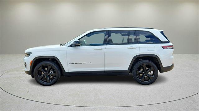 used 2023 Jeep Grand Cherokee car, priced at $32,044