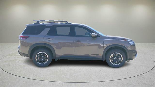 new 2024 Nissan Pathfinder car, priced at $39,231