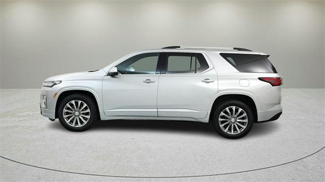 used 2022 Chevrolet Traverse car, priced at $31,865