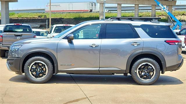 new 2024 Nissan Pathfinder car, priced at $39,325