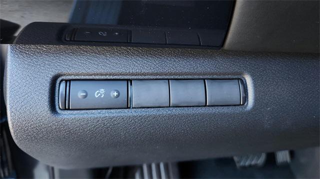 new 2025 Nissan Pathfinder car, priced at $27,461