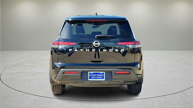 new 2024 Nissan Pathfinder car, priced at $32,680