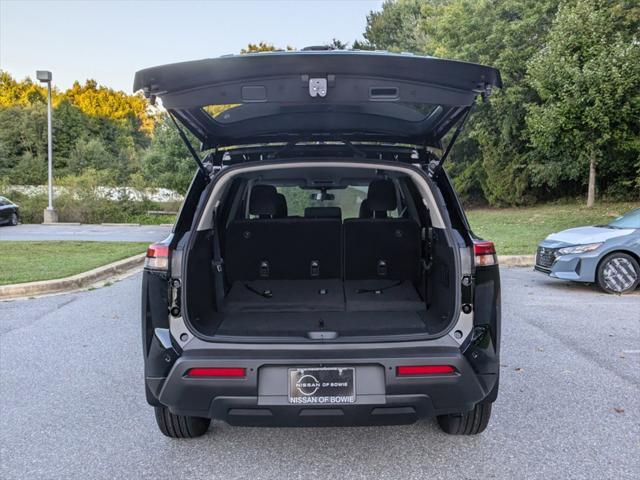 new 2024 Nissan Pathfinder car, priced at $38,980