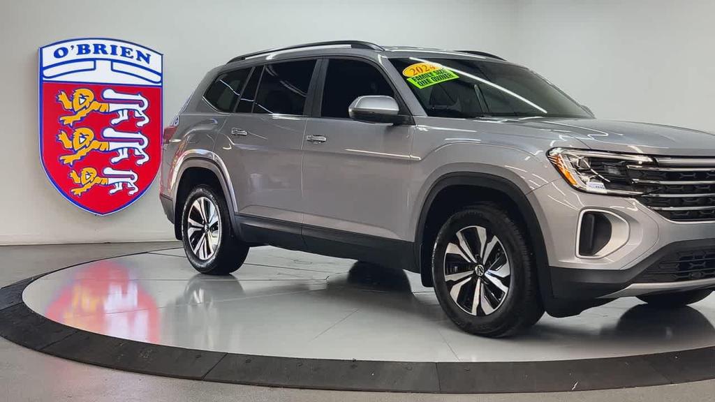 used 2024 Volkswagen Atlas car, priced at $31,900