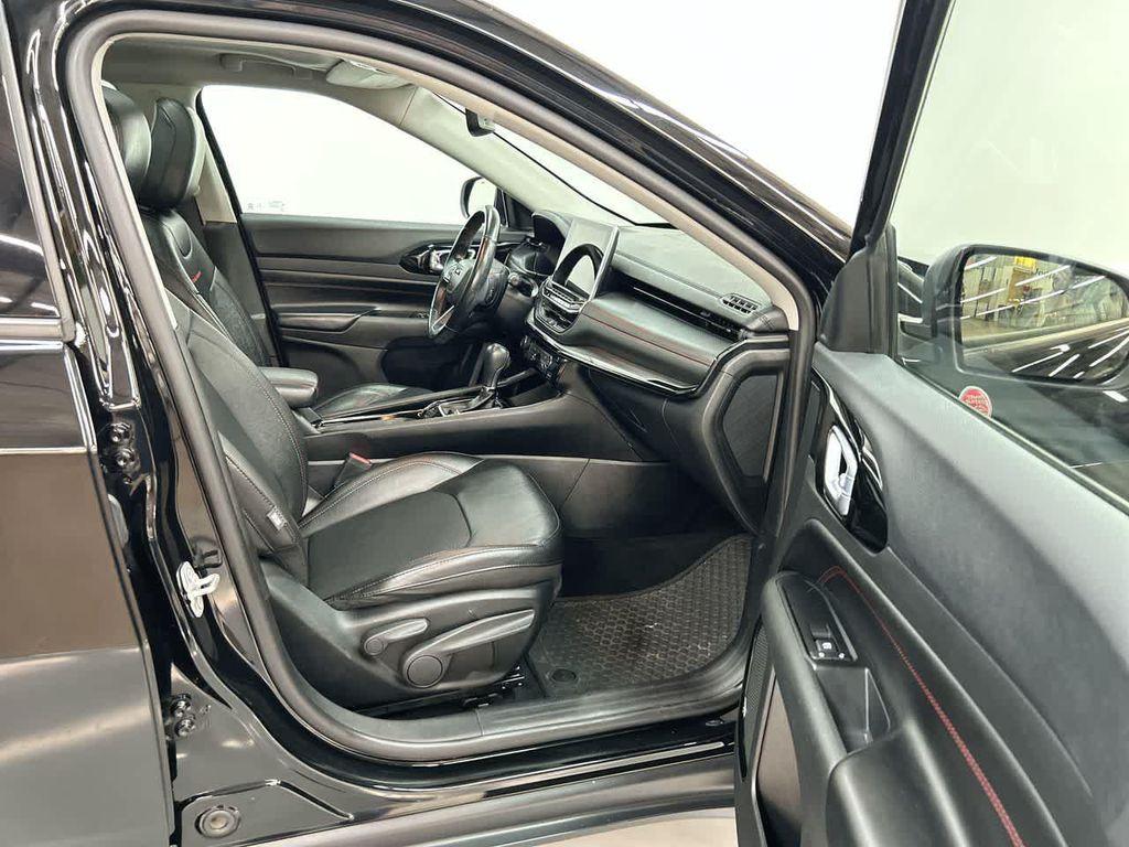 used 2022 Jeep Compass car, priced at $20,900