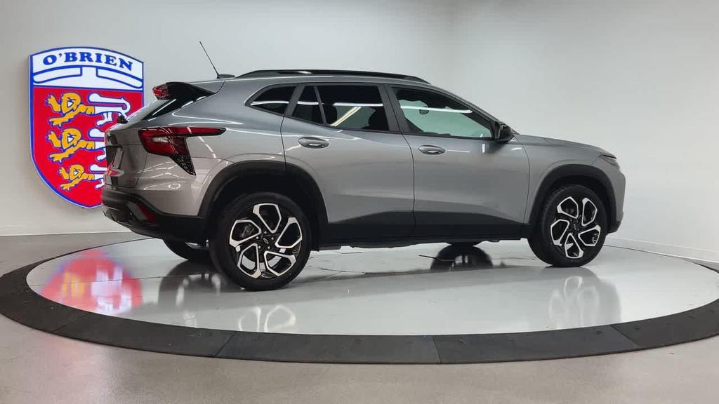 used 2024 Chevrolet Trax car, priced at $20,900