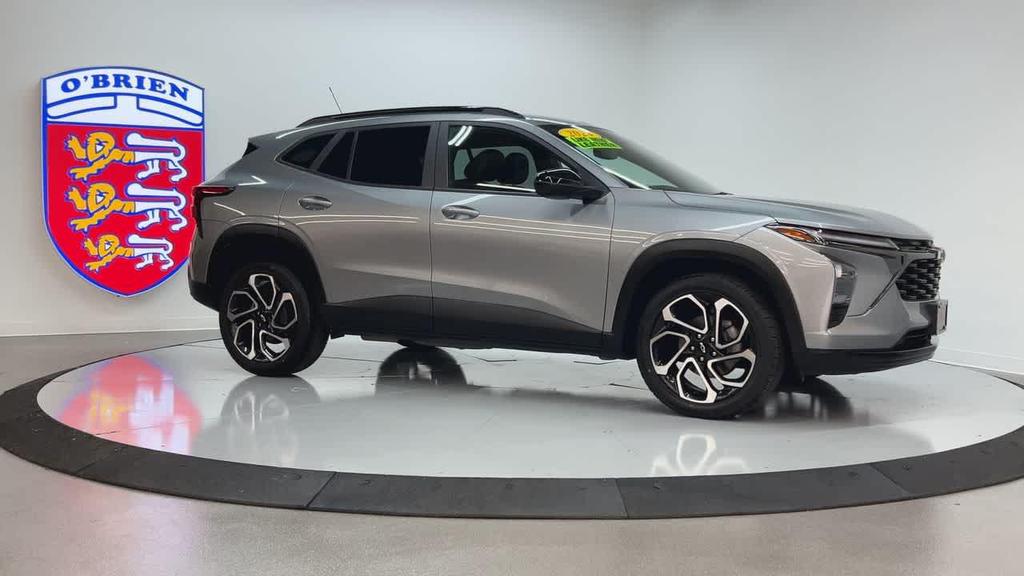 used 2024 Chevrolet Trax car, priced at $20,900