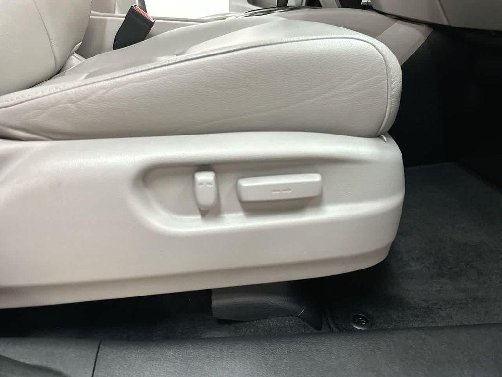 used 2019 Honda Pilot car, priced at $18,400