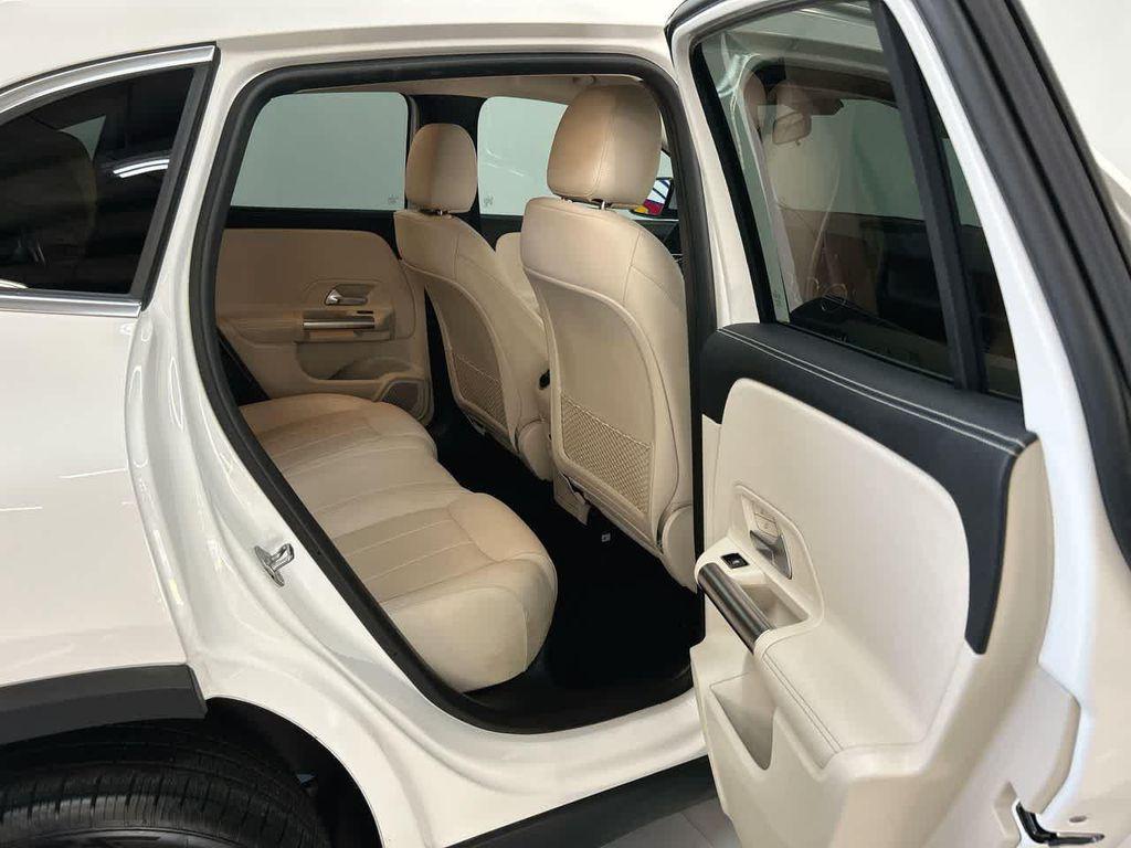 used 2023 Mercedes-Benz GLA 250 car, priced at $26,900