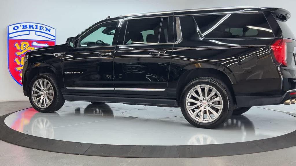 used 2023 GMC Yukon XL car, priced at $53,900