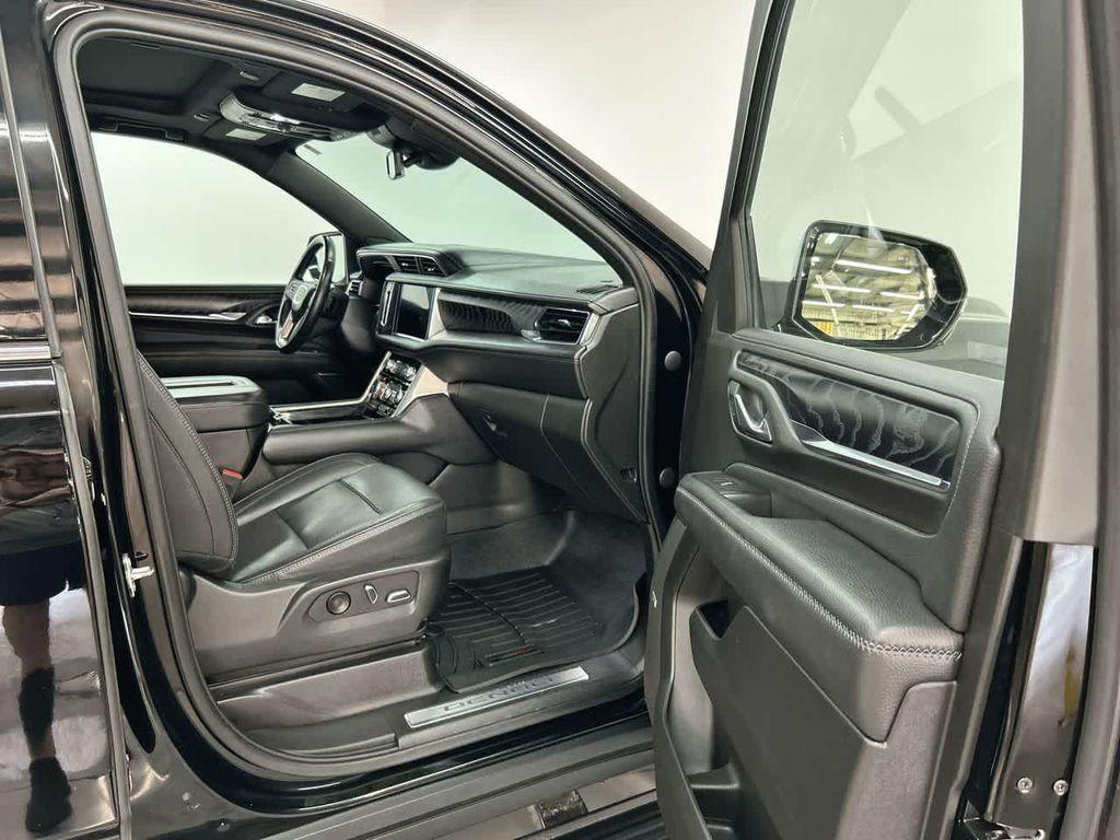 used 2023 GMC Yukon XL car, priced at $53,900