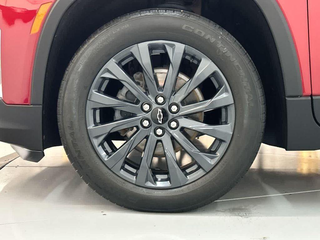 used 2023 Chevrolet Traverse car, priced at $36,900