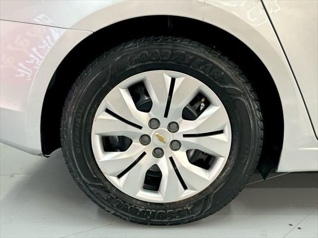 used 2015 Chevrolet Cruze car, priced at $7,900