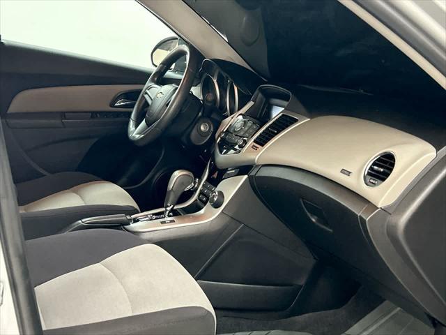 used 2015 Chevrolet Cruze car, priced at $7,900