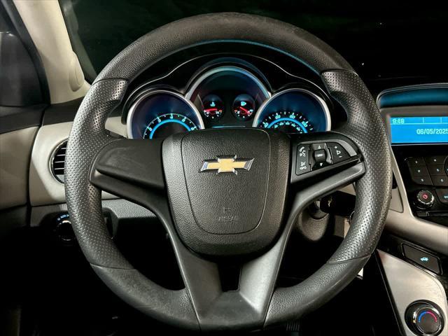 used 2015 Chevrolet Cruze car, priced at $7,900