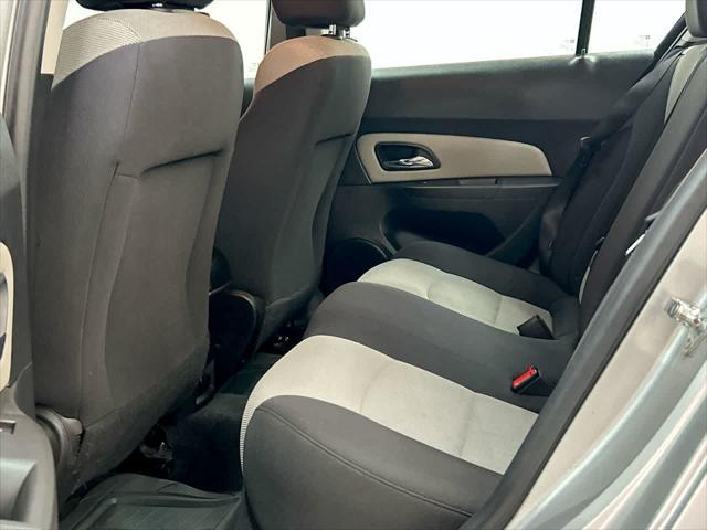 used 2015 Chevrolet Cruze car, priced at $7,900