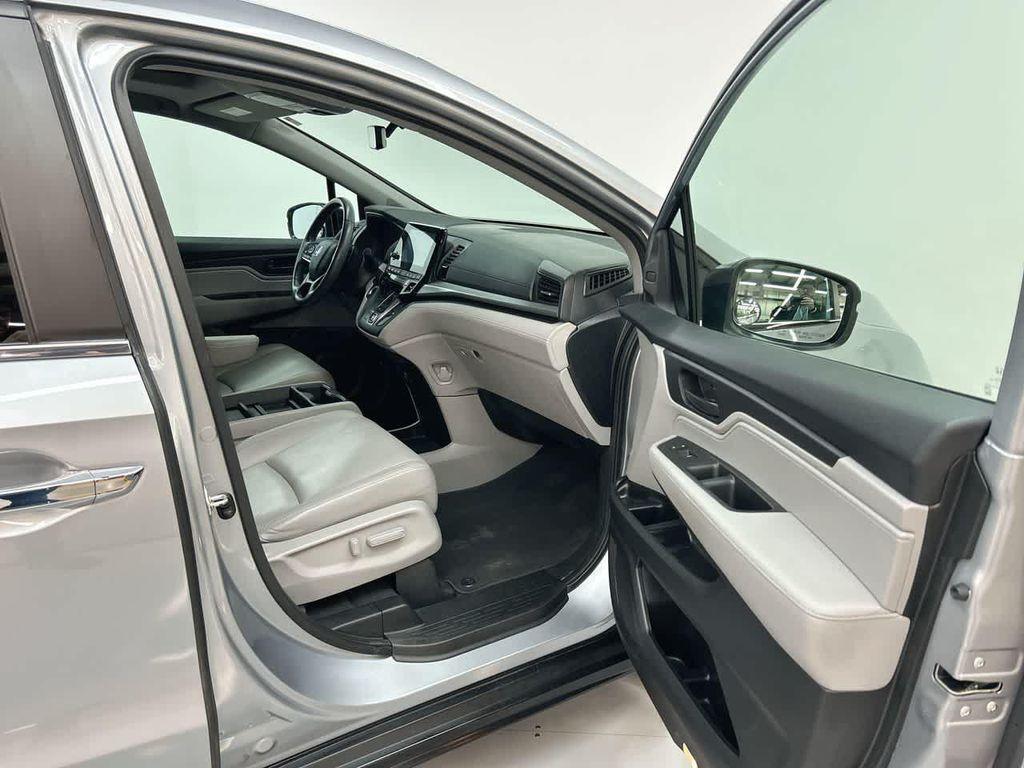 used 2018 Honda Odyssey car, priced at $29,900