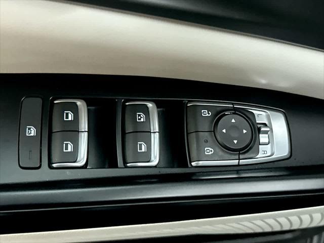 used 2022 Kia Carnival car, priced at $22,200