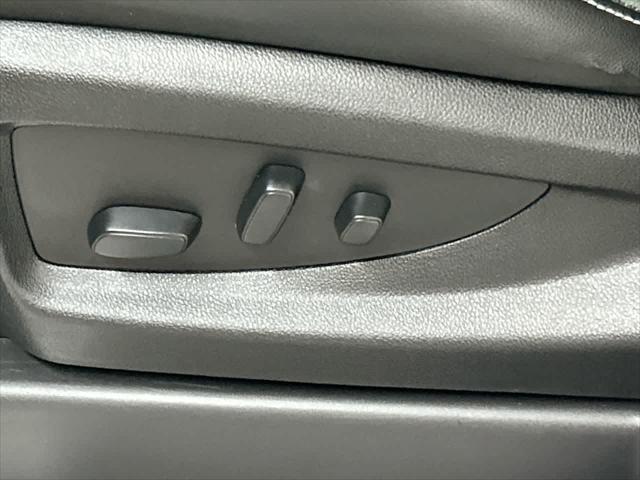 used 2018 GMC Yukon XL car, priced at $20,900