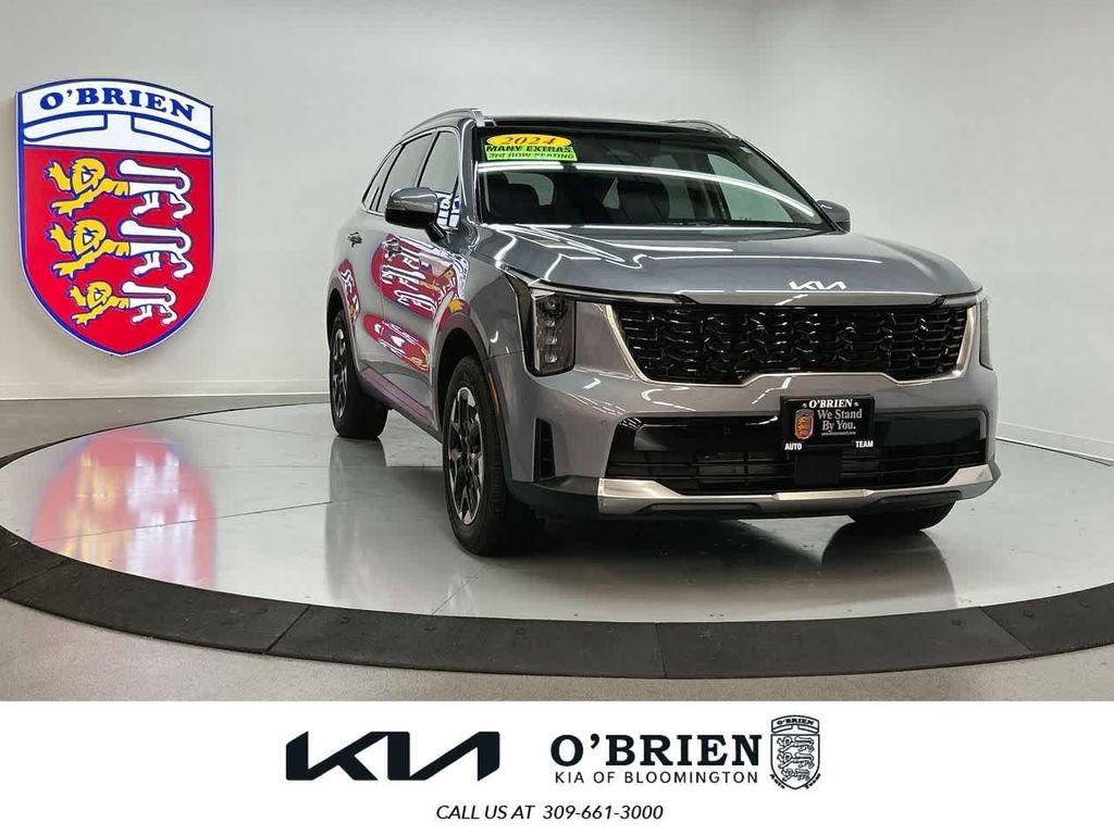 used 2024 Kia Sorento car, priced at $31,400